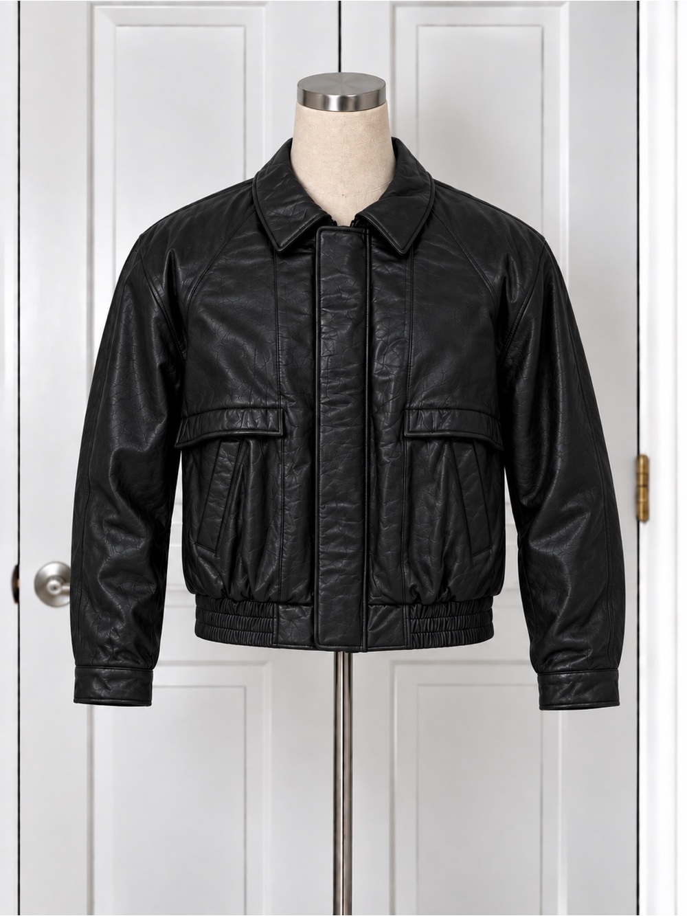 Vintage London Fog Men's Leather Bomber Jacket Zip Front Insulated Size XL